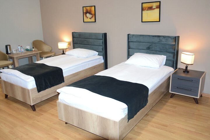 Room 6 of 21