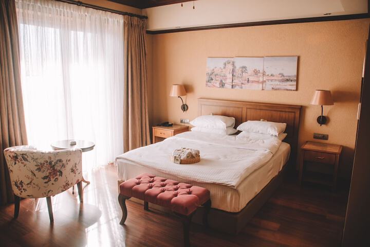 Room 9 of 59