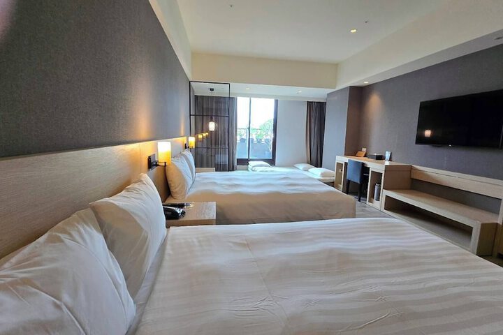 Room 50 of 120