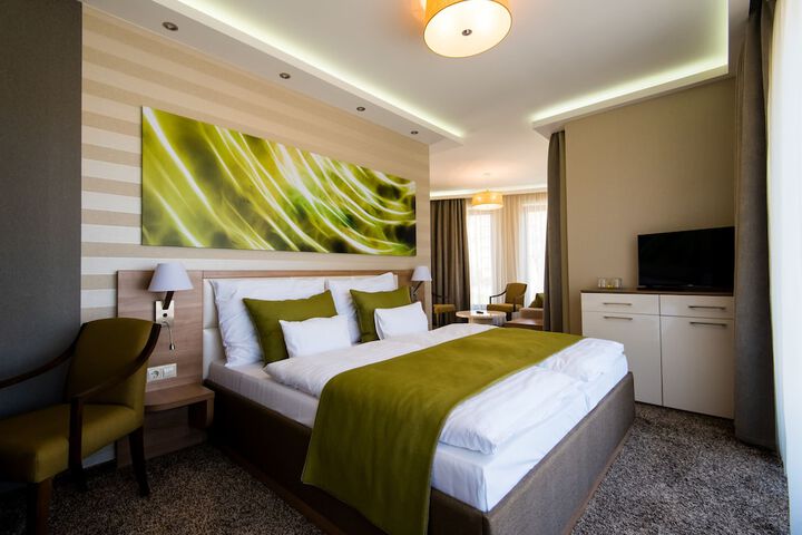 Room 8 of 46