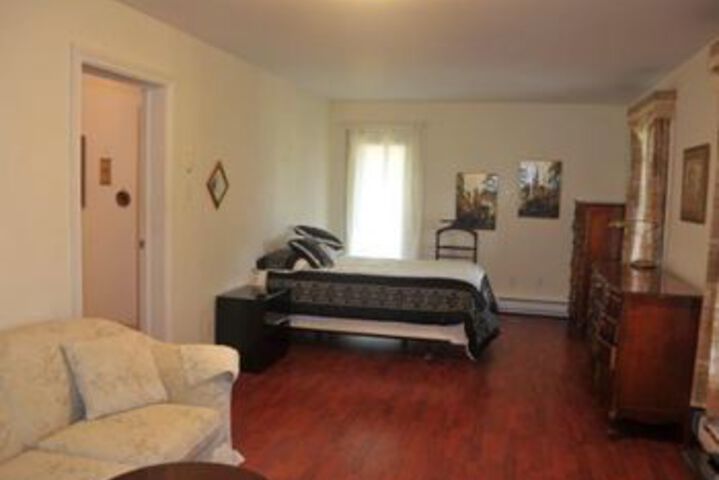 Room 20 of 36