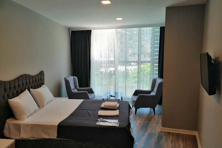 Room 2 of 56