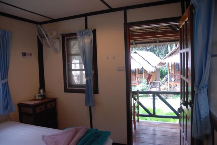 Room 14 of 34