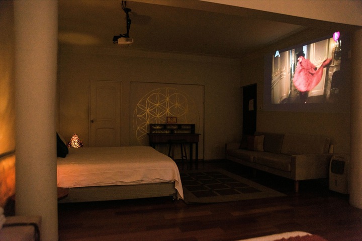 Room 25 of 99