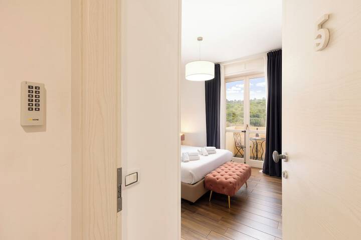 Room 50 of 91