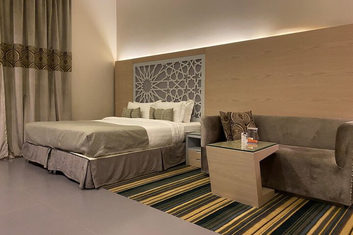 Room 52 of 124