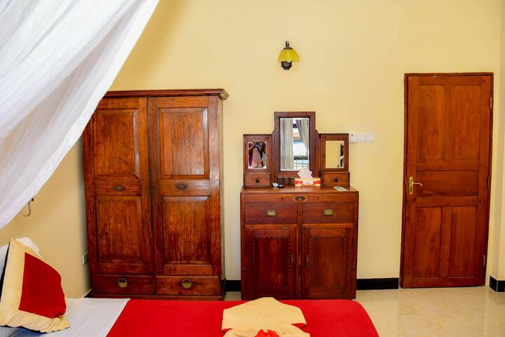 Room 50 of 92