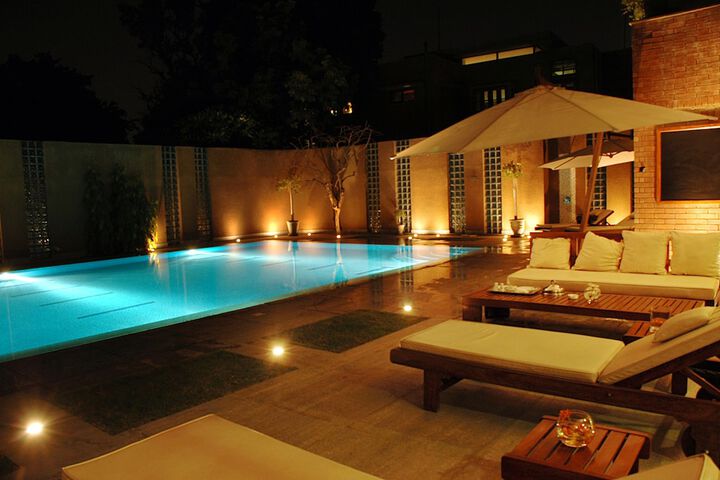 Pools & Facilities