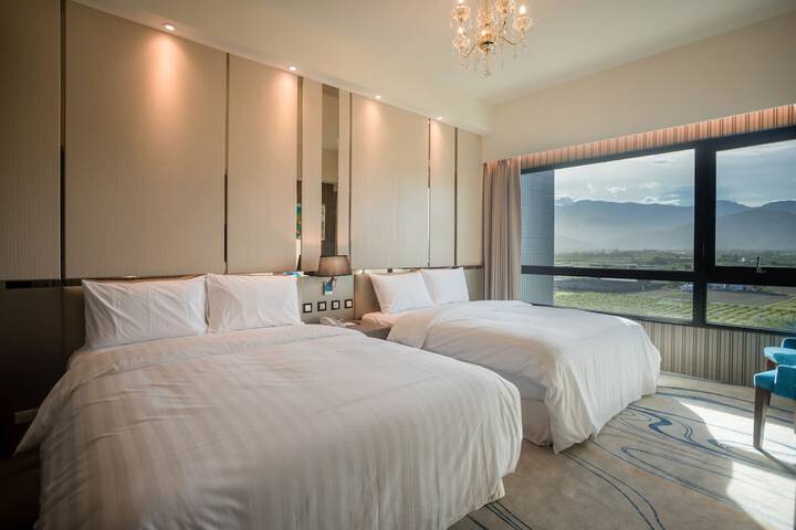 Room 12 of 43