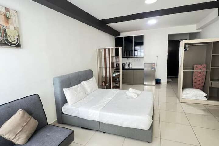 Room 37 of 72