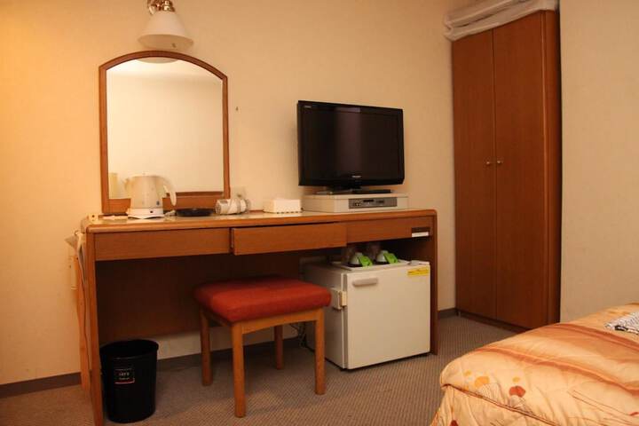 Room 15 of 45