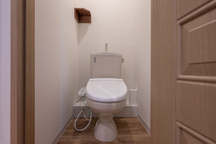 Room 5 of 20