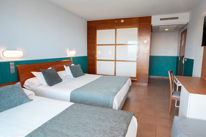 Room 8 of 31