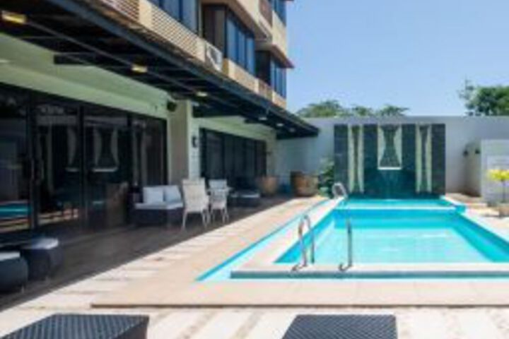 Capitol O 261 Rumah Highlands Hotel