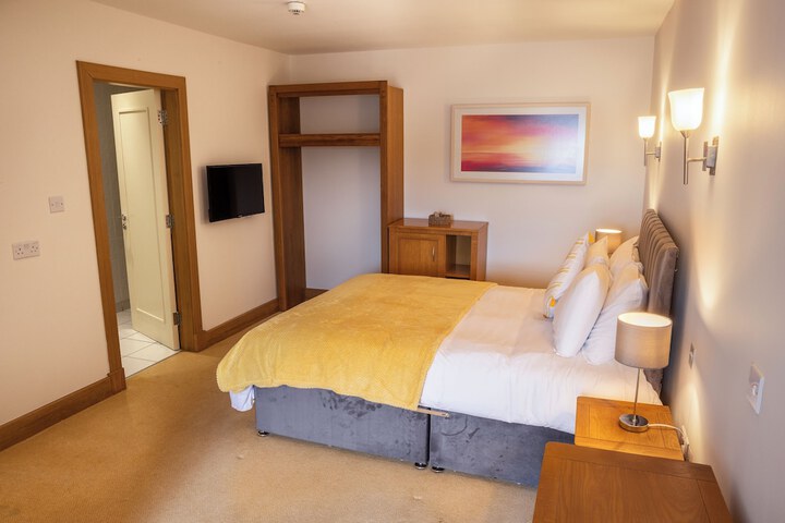 Room 14 of 50