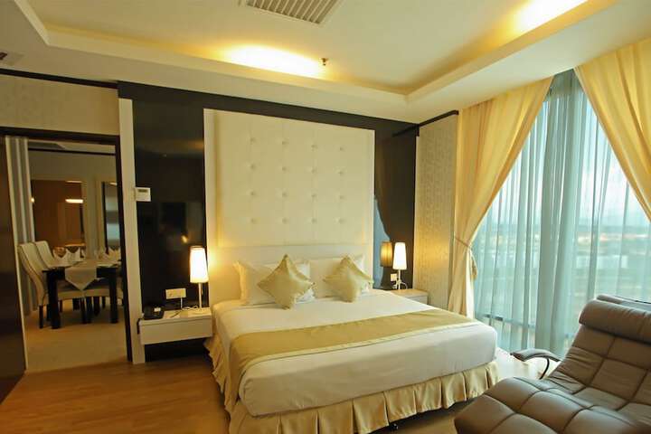 Room 16 of 55