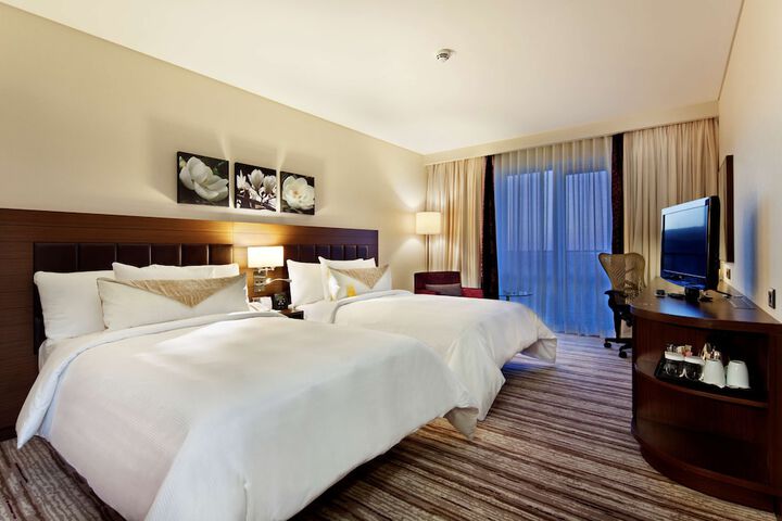 Room 9 of 25