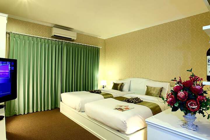 Room 6 of 40
