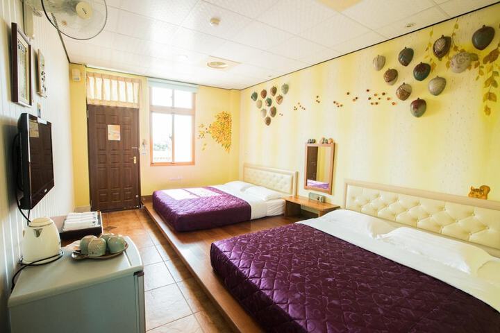 Room 20 of 38