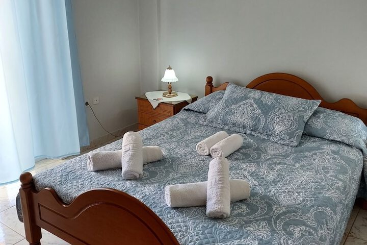 Room 15 of 192