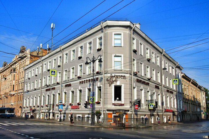 Fifth Corner Hotel in St. Petersburg