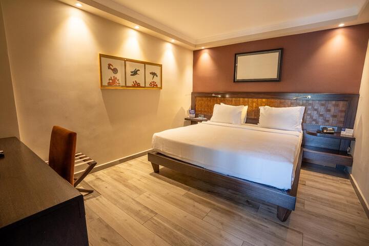 Room 6 of 54