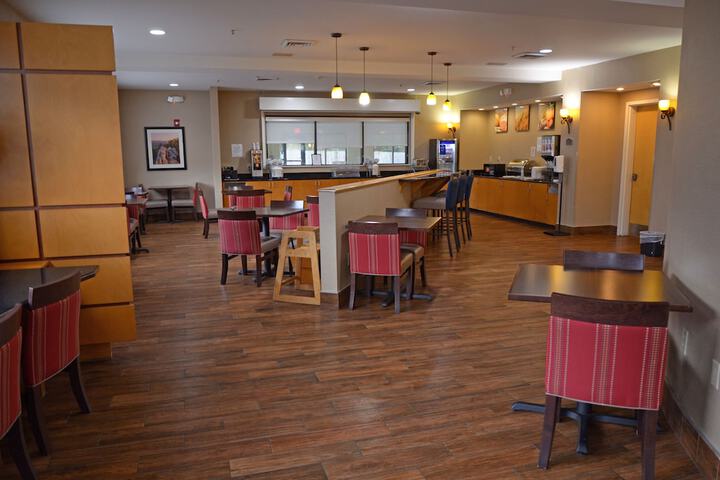 Breakfast area