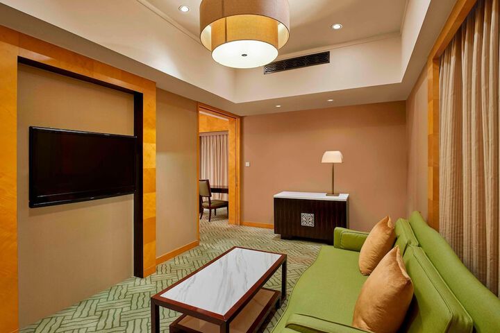 Room 8 of 49