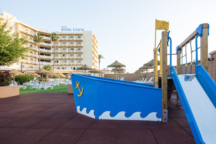 Children's play area - outdoor