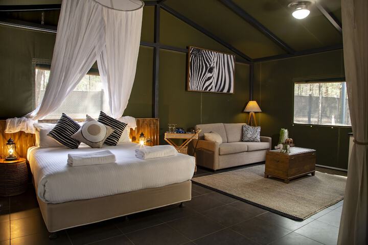 Room 4 of 15