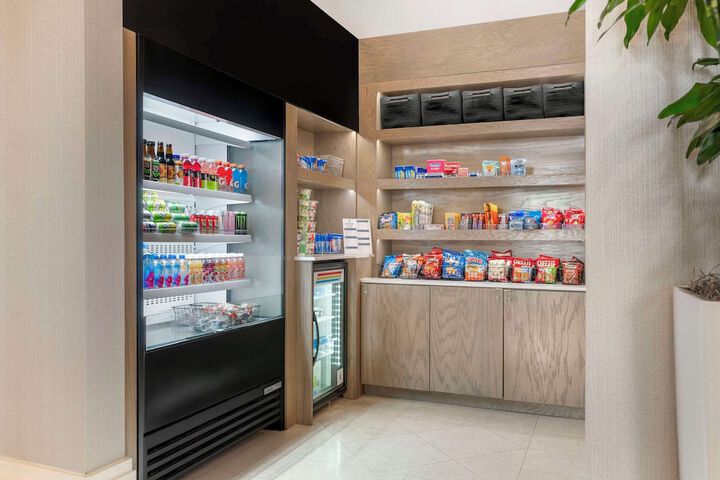 Snack bar