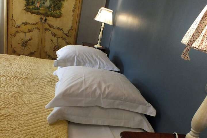Room 5 of 35