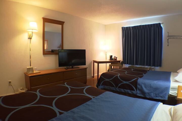 Queen Bed Accessible (1 of 8)