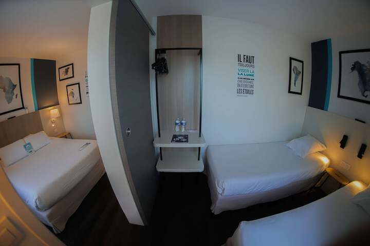 Room 27 of 66