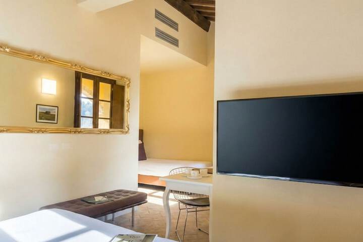 Room 38 of 93