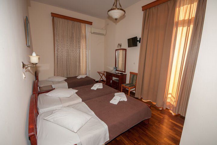 Room 32 of 152