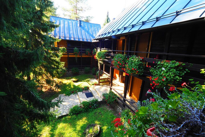 Property Grounds 15 of 19
