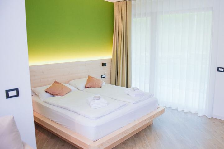 Room 14 of 62