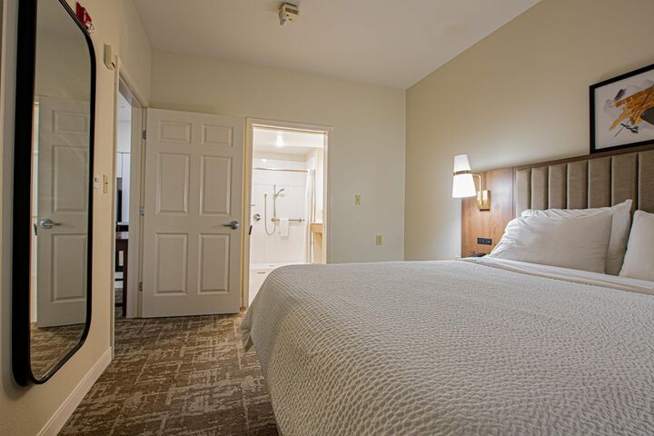 Room 17 of 54