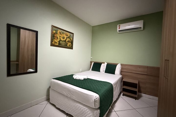 Room 18 of 26