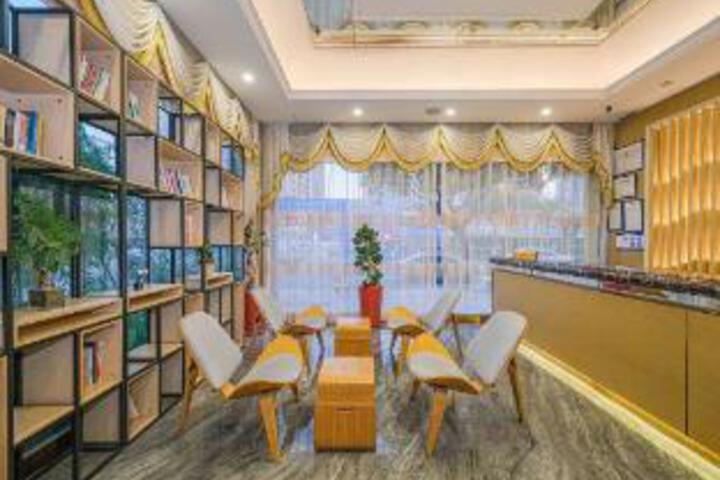 City Optimum Hotel (Jinjiang Airport Sunshine Times Square Store)