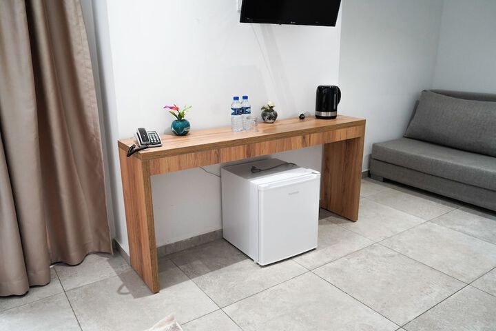 Room 24 of 46