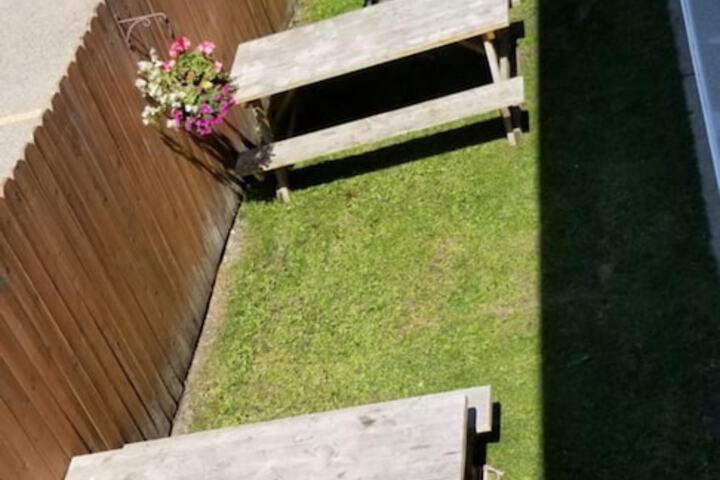 Property Grounds 32 of 40