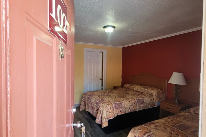 Room 23 of 51