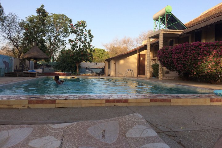 Pool 28 of 65