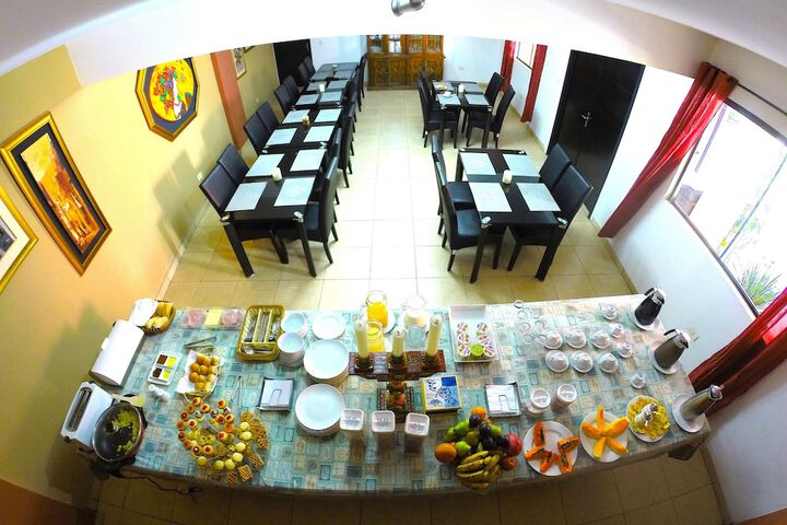 Breakfast/Coffee Service 24 of 35