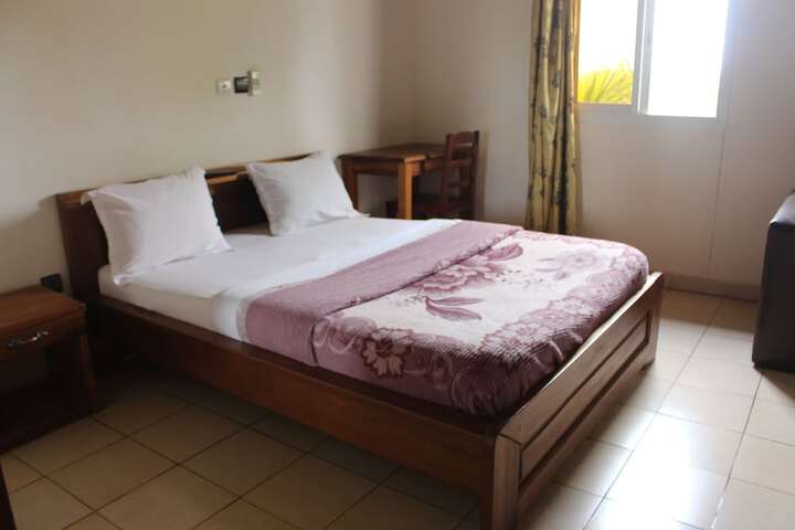 Room 4 of 30