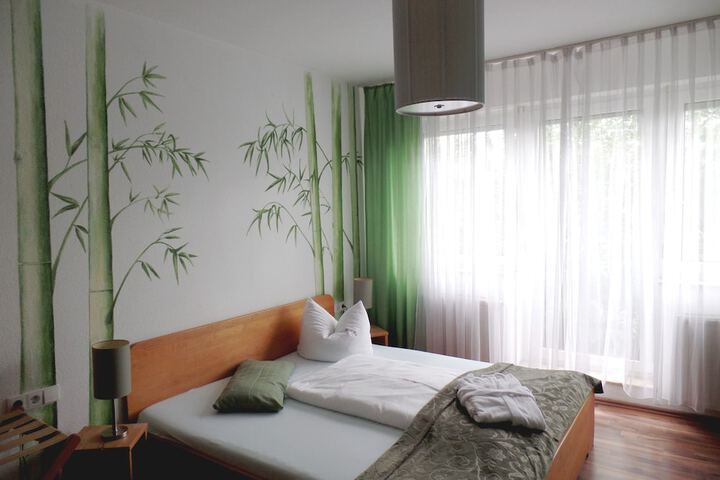 Room 5 of 43