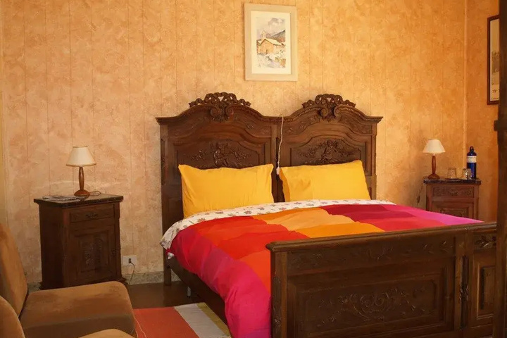 Room 3 of 17