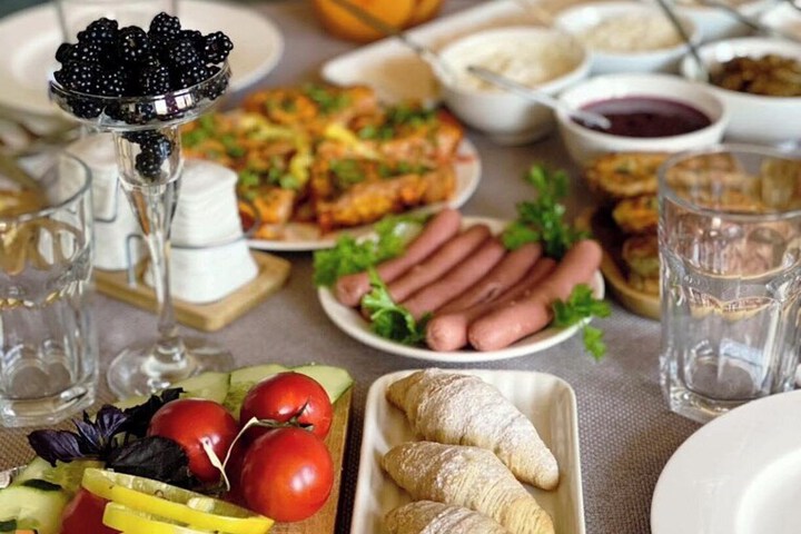 Breakfast/Coffee Service 56 of 64